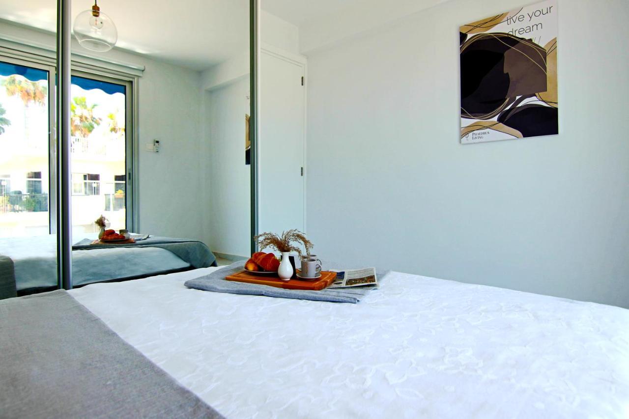 Apartamento Phaedrus Living Seaside Luxury Flat Athina 21 Paphos Exterior foto