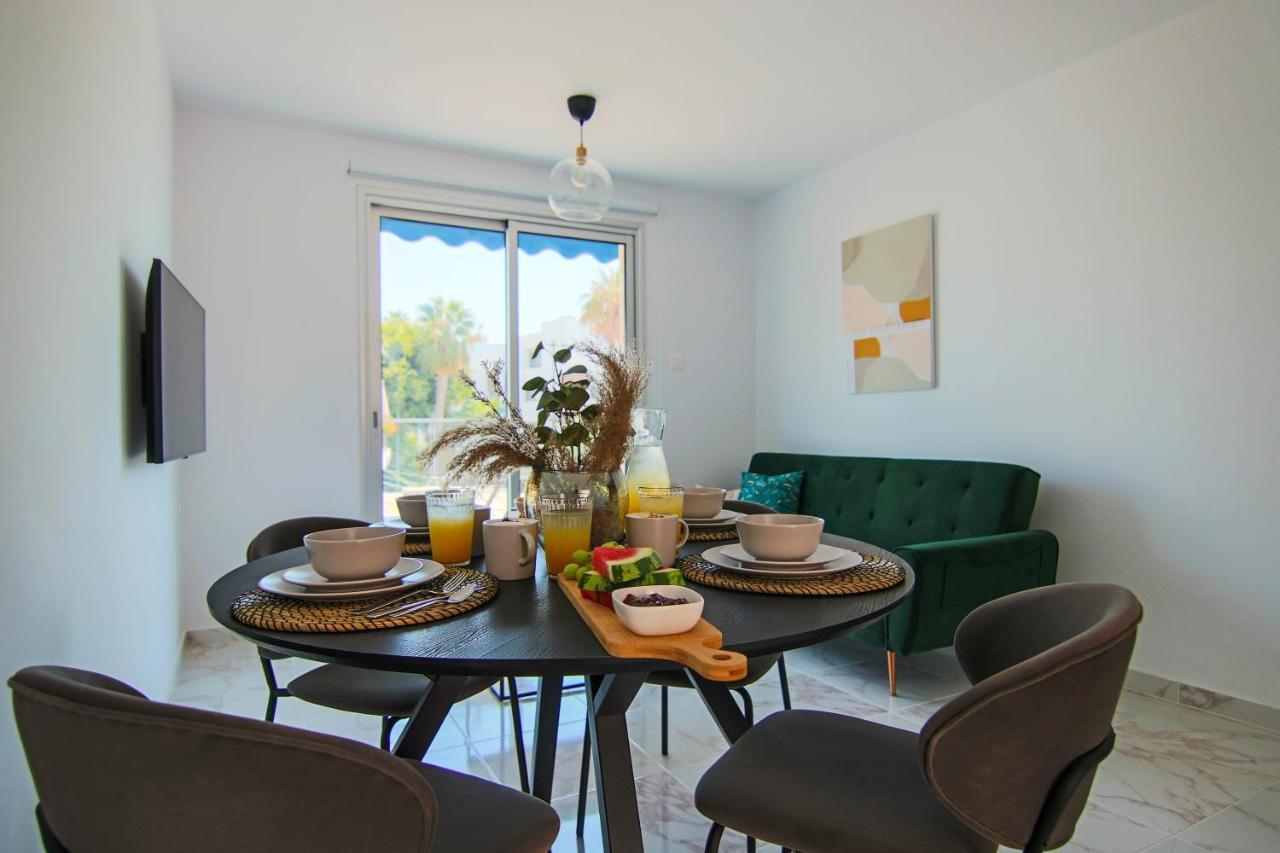 Apartamento Phaedrus Living Seaside Luxury Flat Athina 21 Paphos Exterior foto